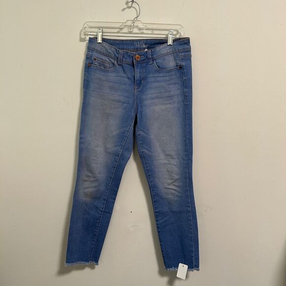 Time & Tru Size 4 Jeans - Picture 1 of 3